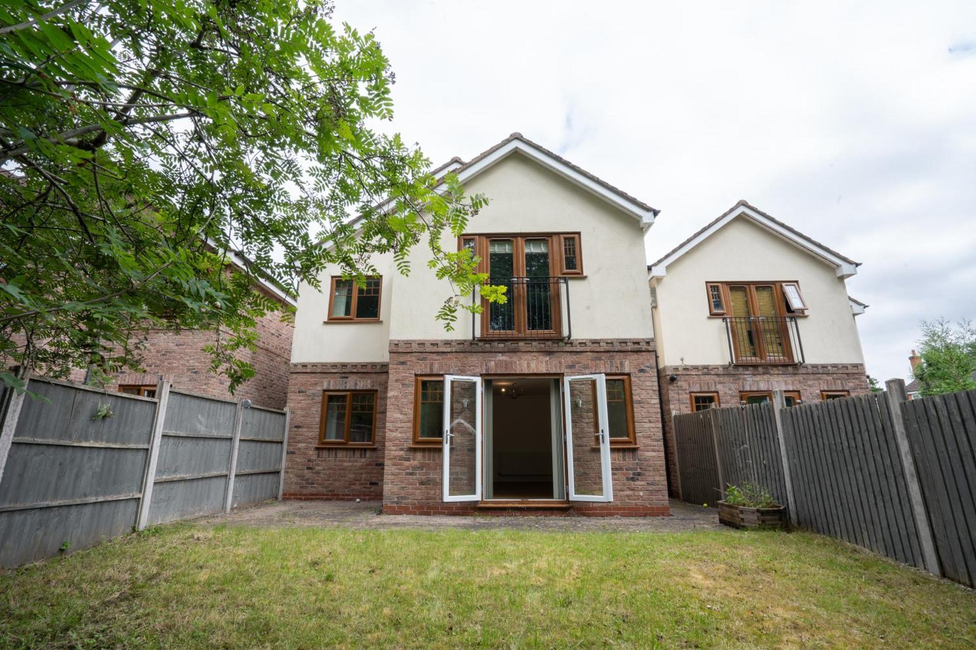 Вілла Emirates House, Luxe 5 Bed, With King Sized Beds, Next To Aiport & Nec, Jlr 5 Mins Marston Green Екстер'єр фото